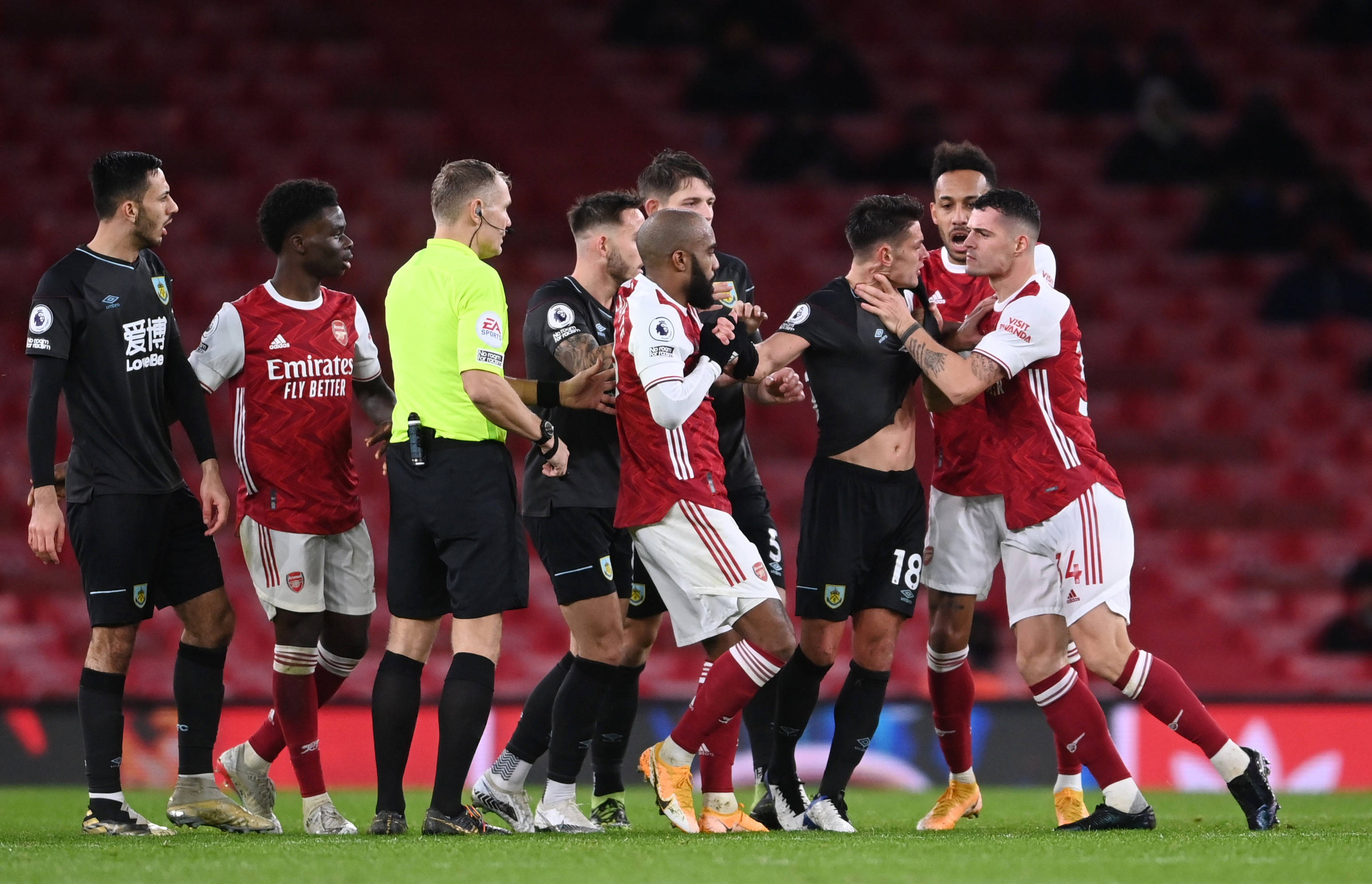 本场比赛 本场比赛